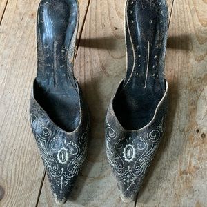 Pazzo Brazil Ladies Distressed Kitten Heels